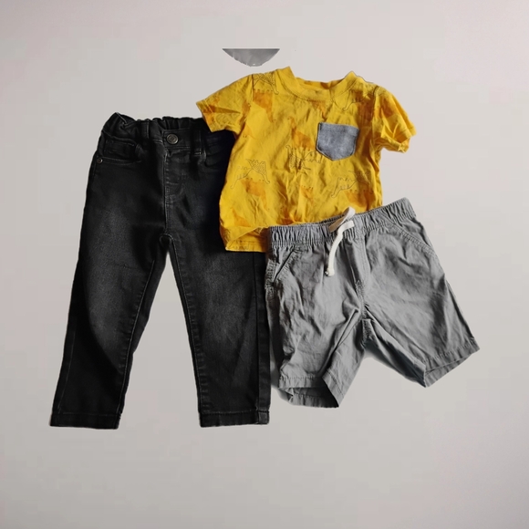 Yellow T-Shirt with Black Pants and Gray Shorts Set - Picture 1 of 1